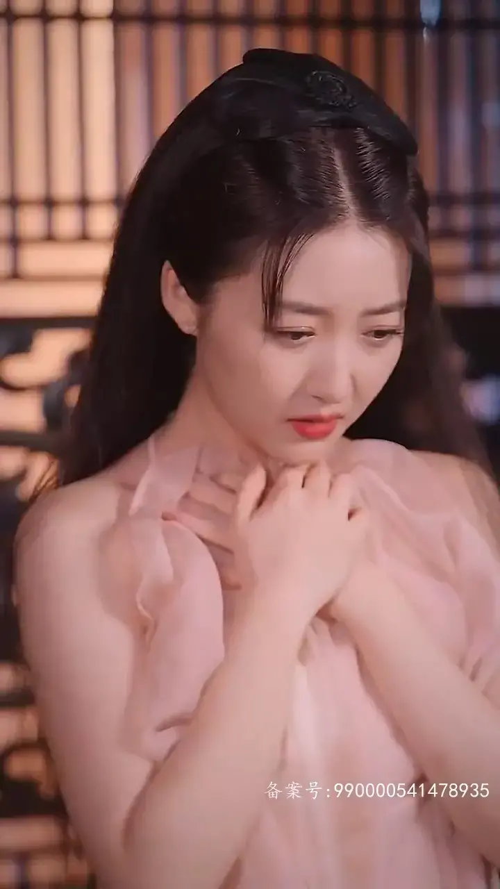 《开局被退婚》：皇帝的逆袭之路与权谋斗争